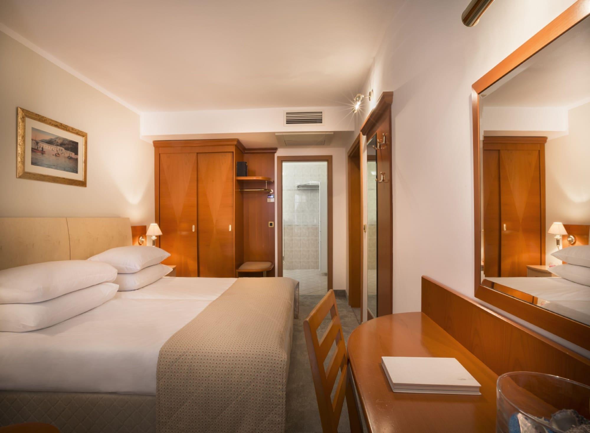 Sunny Baska Residence By Valamar, Ex Zvonimir ภายนอก รูปภาพ